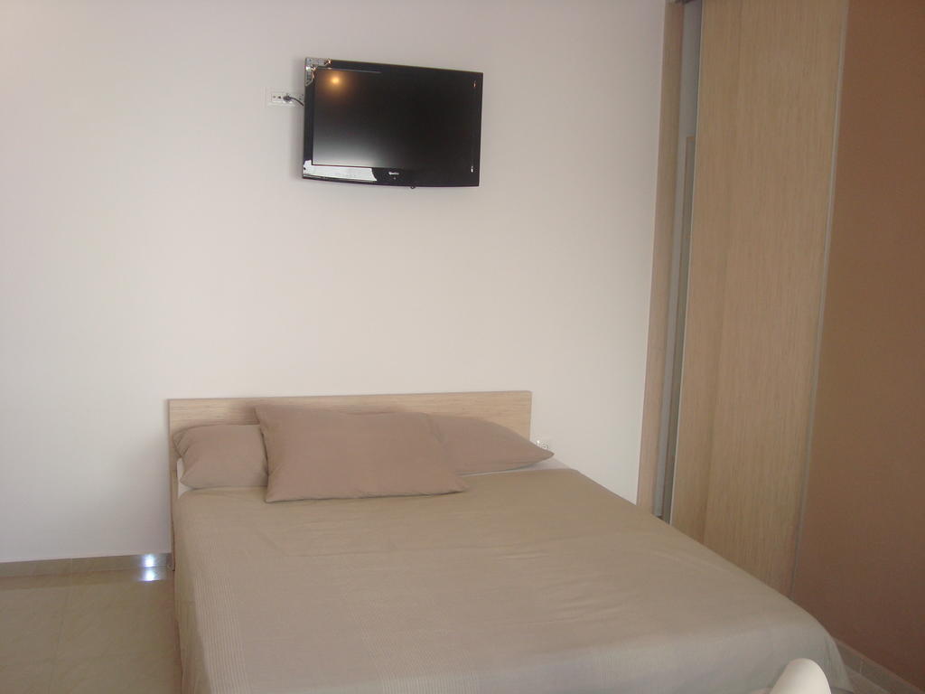 Apartments Neli Bibinje Habitación foto